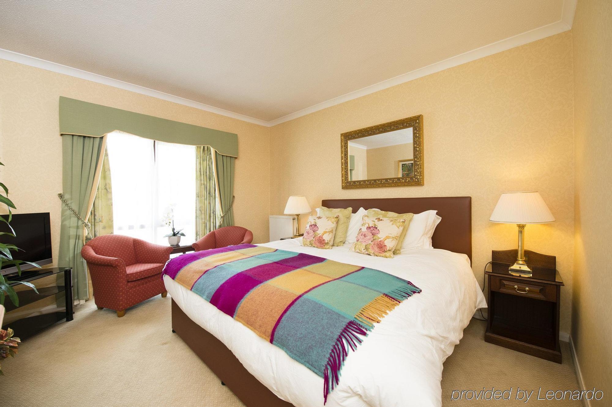 Parkway Hotel & Spa Cwmbran Esterno foto